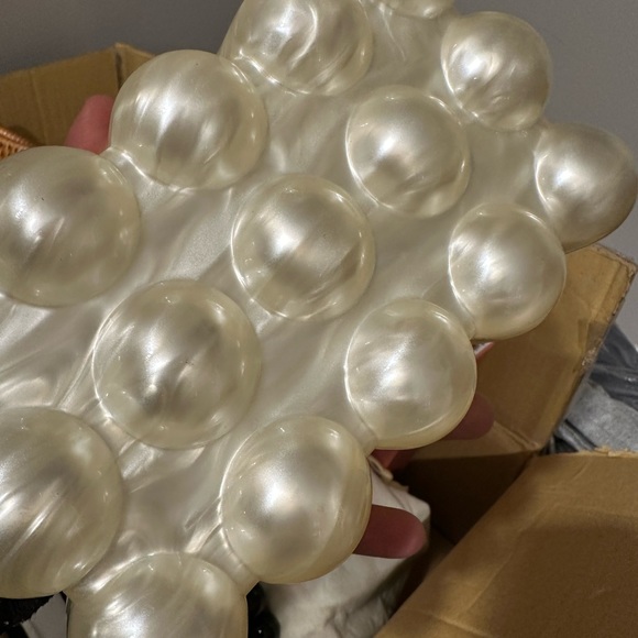 Cult Gaia The Bubble Acrylic Clutch Bag “missing lock” - Picture 7 of 8